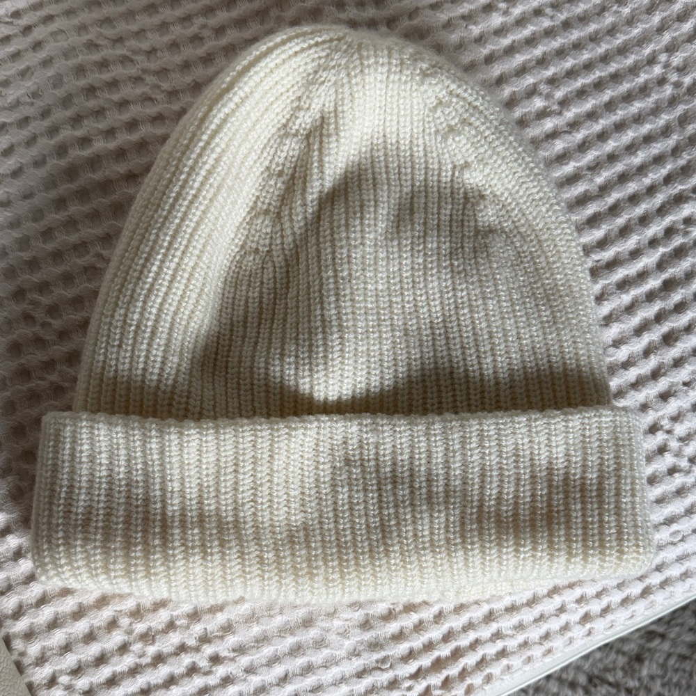 100% Cashmere Cream Rib Knit Beanie Hat - Women's Cozy Winter Cap